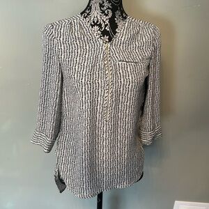 Karl Lagerfeld Women’s Blouse . XS. NEW